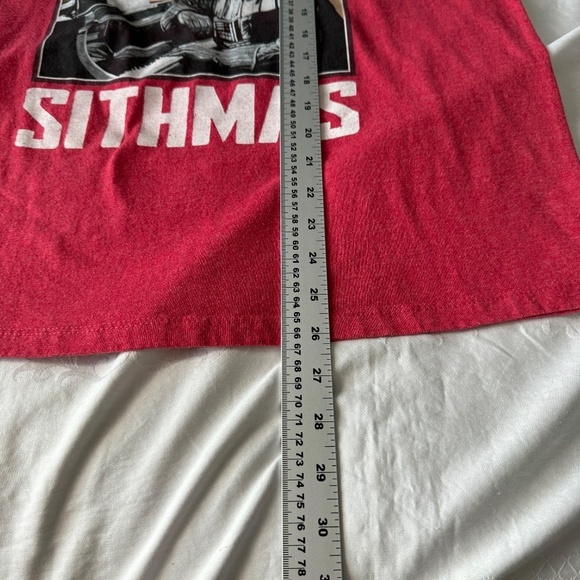 Star Wars Boys "It's beginning to look a lot like Sithmas" T-shirt X-Large Red - Picture 5 of 6